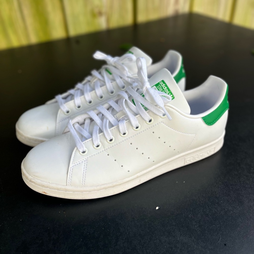 Adidas Stan Smith White Leather Low-Top Sneakers with Green Heel